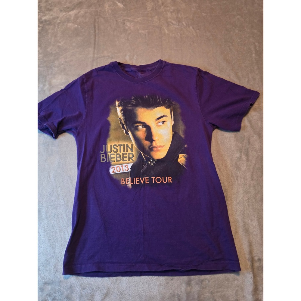 Justin Bieber T-Shirt Womens Small Purple 2013 Believe Tour Concert Graphic Tee